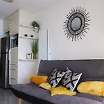 T1 4 Couchages Vue ! Frontignan
